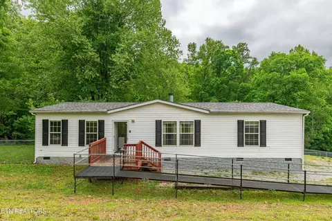 186 Blacksferry Rd, Knoxville, TN 37931