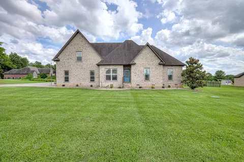232 Waldron View Dr, Murfreesboro, TN 37130