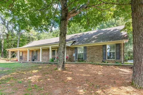 812 Good Hope Rd, Leoma, TN 38468
