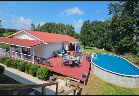 Exterior - 219 Thomas Farms Ln, Morrison, TN 37357 photo 15 of 21