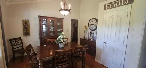 Dining - 219 Thomas Farms Ln, Morrison, TN 37357 photo 2 of 7