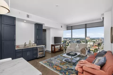 1616 W End Ave #2809, Nashville, TN 37203