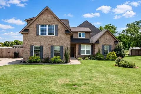 2042 Grandstand Dr, Lascassas, TN 37085