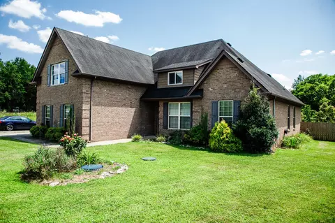 2042 Grandstand Dr, Lascassas, TN 37085
