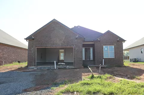 225 Harvest Moon Dr, Clarksville, TN 37043