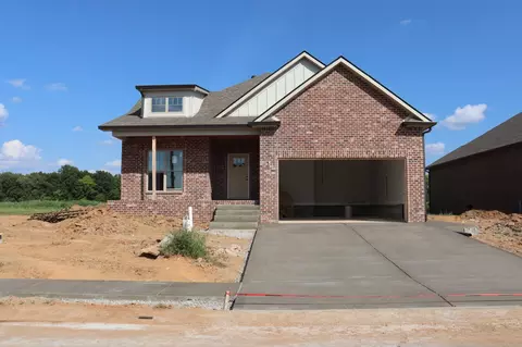 229 Harvest Moon Dr, Clarksville, TN 37043