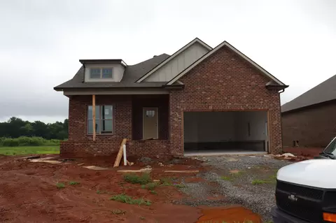 229 Harvest Moon Dr, Clarksville, TN 37043