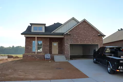 229 Harvest Moon Dr, Clarksville, TN 37043