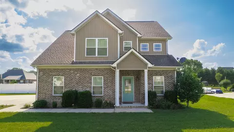 145 Cooper Place Dr, Manchester, TN 37355