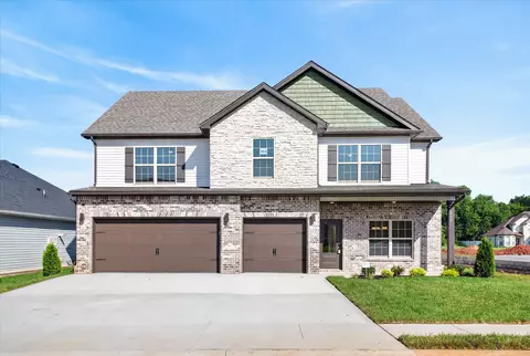 653 Woodrush Dr, Clarksville, TN 37040