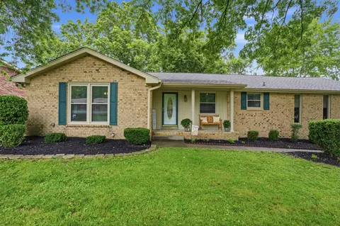 107 Charleston Dr, Goodlettsville, TN 37072