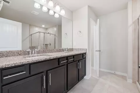Bath - 4151 Grapevine Loop, Smyrna, TN 37167 photo 3 of 6