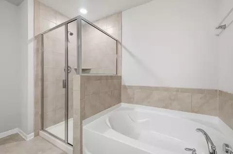 Bath - 4151 Grapevine Loop, Smyrna, TN 37167 photo 4 of 6