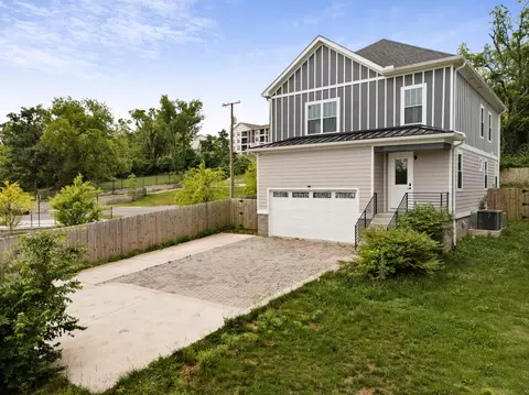 338 Ewing Dr # B, Nashville, TN 37207
