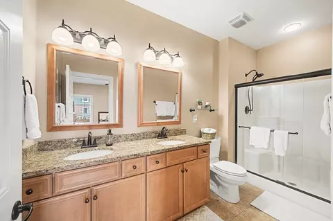Bath - 112 Ormesby Pl, Franklin, TN 37064 photo 2 of 3