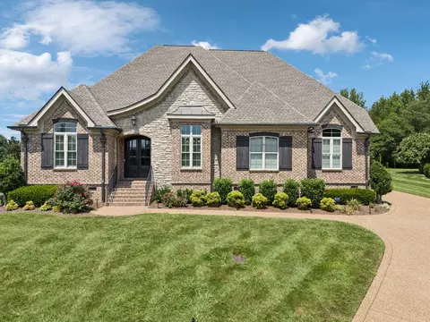 1416 Orchard Hill Ln, Arrington, TN 37014