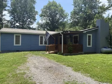 844 Grove Rd, Benton, TN 37307