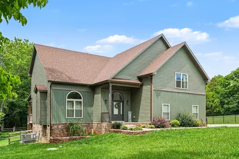 1415 Southside Rd, Southside, TN 37171