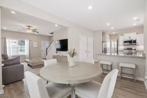 Dining - 518 Ruby Cate Way, Murfreesboro, TN 37128 photo 2 of 2
