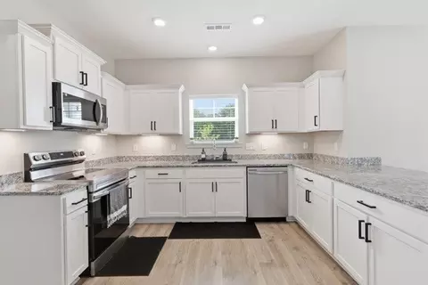 Kitchen - 518 Ruby Cate Way, Murfreesboro, TN 37128 photo 1 of 2