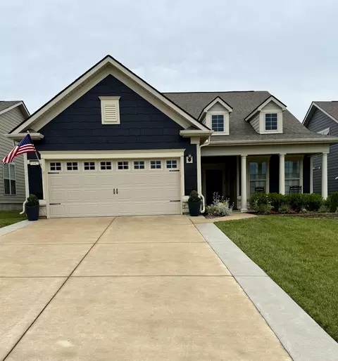 1042 Sumner Grv, Spring Hill, TN 37174