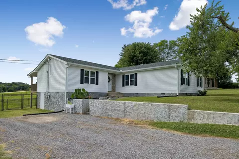 54 Hickman Hwy, Gordonsville, TN 38563