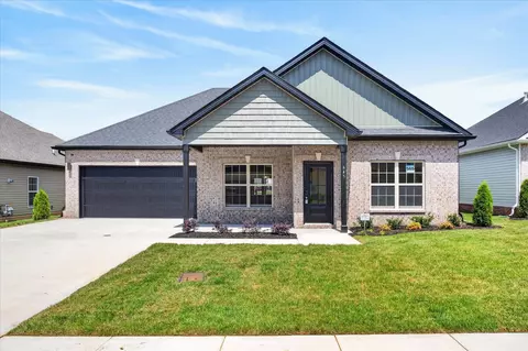 645 Woodrush Dr, Clarksville, TN 37040
