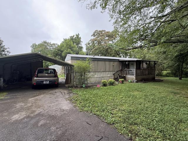 361 Flowertown Rd, Normandy, TN 37360