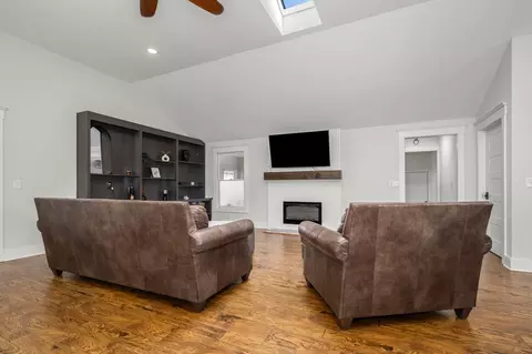 Living - 1430 Arrowhead Pl, Murfreesboro, TN 37129 photo 1 of 4