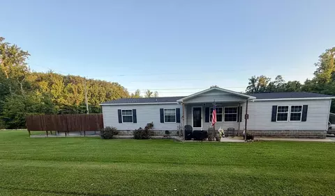 1881 Clifton Tpke, Waynesboro, TN 38485
