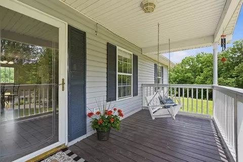 3166 Burr Rd, Springfield, TN 37172