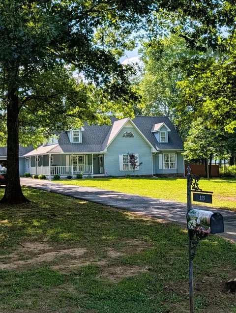 115 Coby Dr, Unionville, TN 37180
