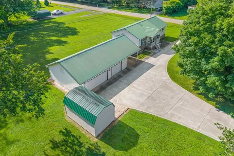 1000 Kay Rd, Clarksville, TN 37042