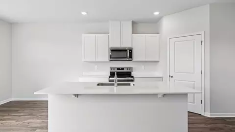 Kitchen - 4915 Sandringham Ln, Murfreesboro, TN 37129 photo 1 of 3