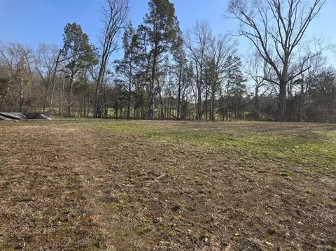 Exterior - 4915 Sandringham Ln, Murfreesboro, TN 37129 photo 3 of 6