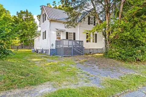 430 Ohio Ave, Etowah, TN 37331