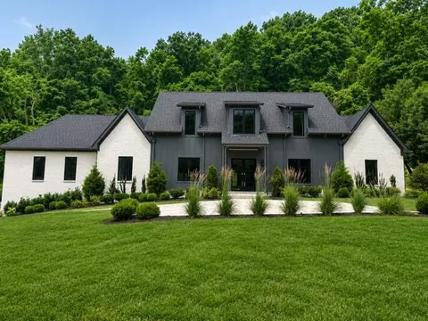 2005 Otter Valley Ln, Nashville, TN 37215