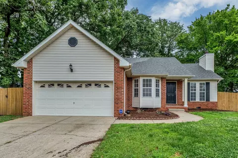 3473 White Pine Dr, Nashville, TN 37214