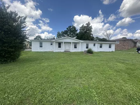 145 Southridge Dr, Nashville, TN 37207