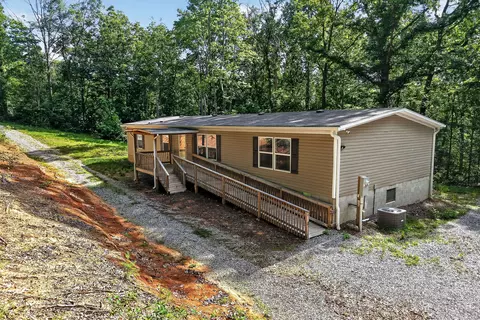 67 Medical Cir, Spencer, TN 38585