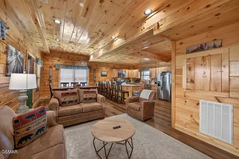 Living - 826 String Run Way, Pigeon Forge, TN 37863 photo 3 of 7