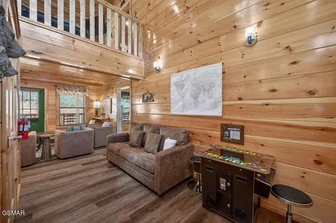 Living - 826 String Run Way, Pigeon Forge, TN 37863 photo 7 of 7