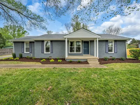 9 Donelson Dr, Clarksville, TN 37042
