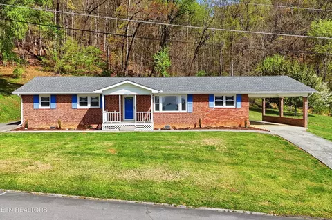 215 Russell Dr, Rogersville, TN 37857