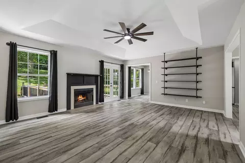 1062 Heatherwood Rd, Pleasant View, TN 37146
