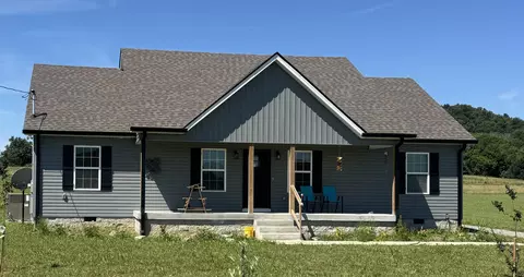 8 N Fishing Ford Rd, Petersburg, TN 37144