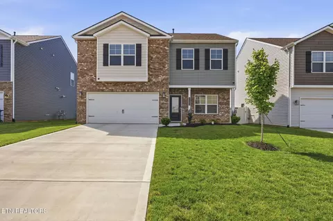 2402 Best Farms Ln, Maryville, TN 37803