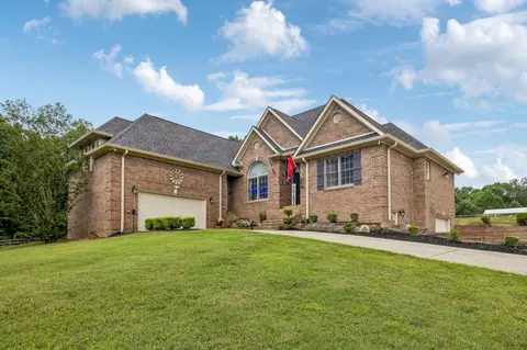 947 Bold Springs Rd, Mcewen, TN 37101
