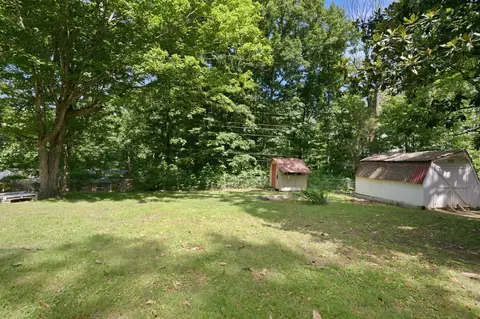 Exterior - 304 Cedarview Dr, Dickson, TN 37055 photo 5 of 5