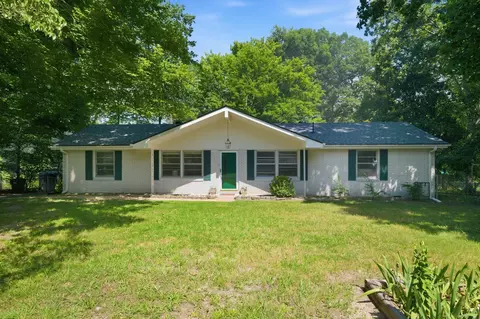 304 Cedarview Dr, Dickson, TN 37055